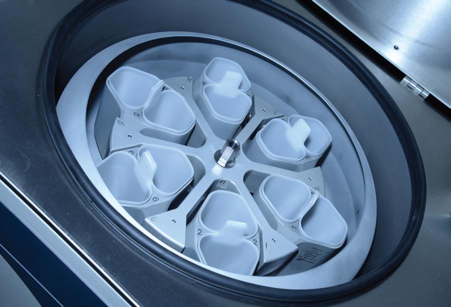 Центрифуга рефрижераторная медицинская РМ-6000