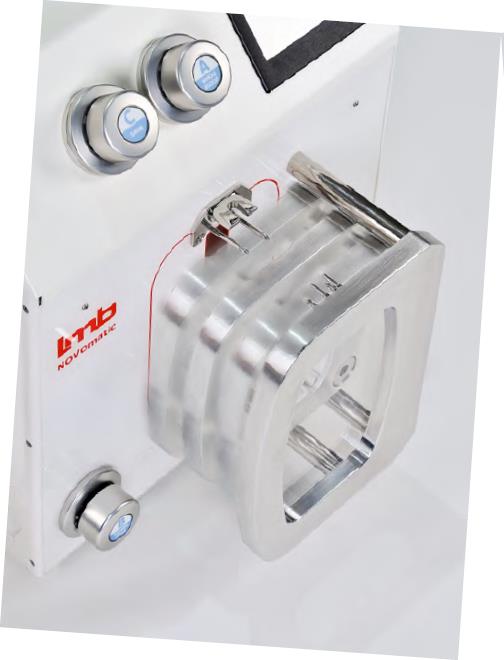 Экстрактор компонентов крови автоматический NOVOMATIC